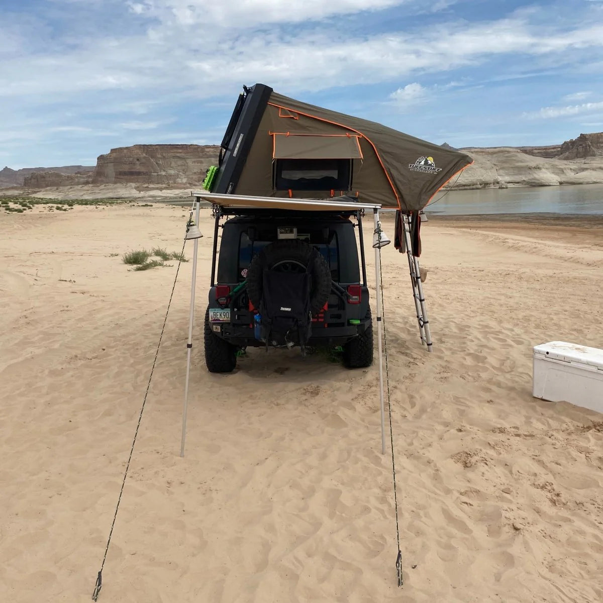 Stealth Hardshell Rooftop Tent, Aluminum, 3 Person, Black