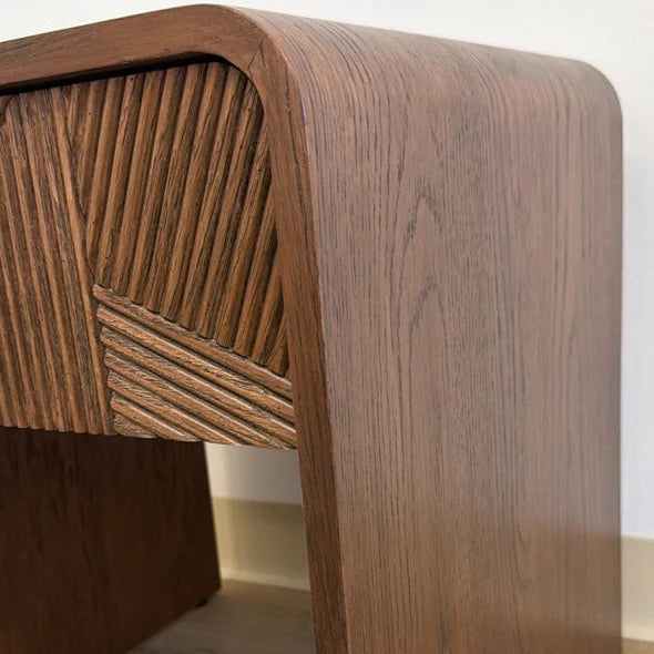 Vista Side Table White oak with sculpted slat detailing（karhyn studio sale）