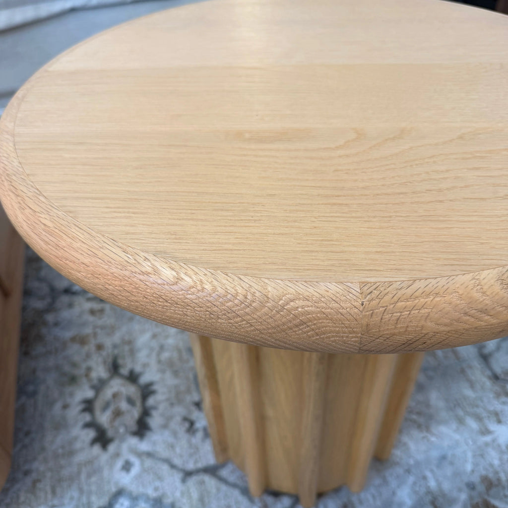 Corin Side Table White oak（karhyn studio sale）
